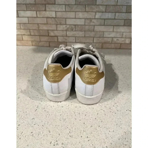 Adidas clam shell toed superstar women’s size 5 BQ - Picture 4 of 5